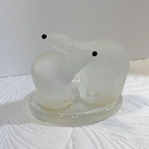 Polar bear candle holder partylite